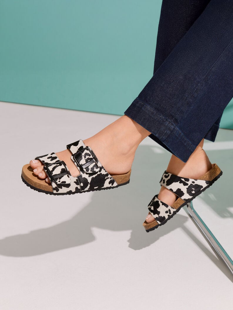 le cuir de la mule - noire 1-27593-44-125 acheter tamaris mules en ligne