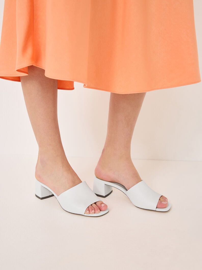 cuir mule - blanche 1-27204-42-100 acheter tamaris mules en ligne