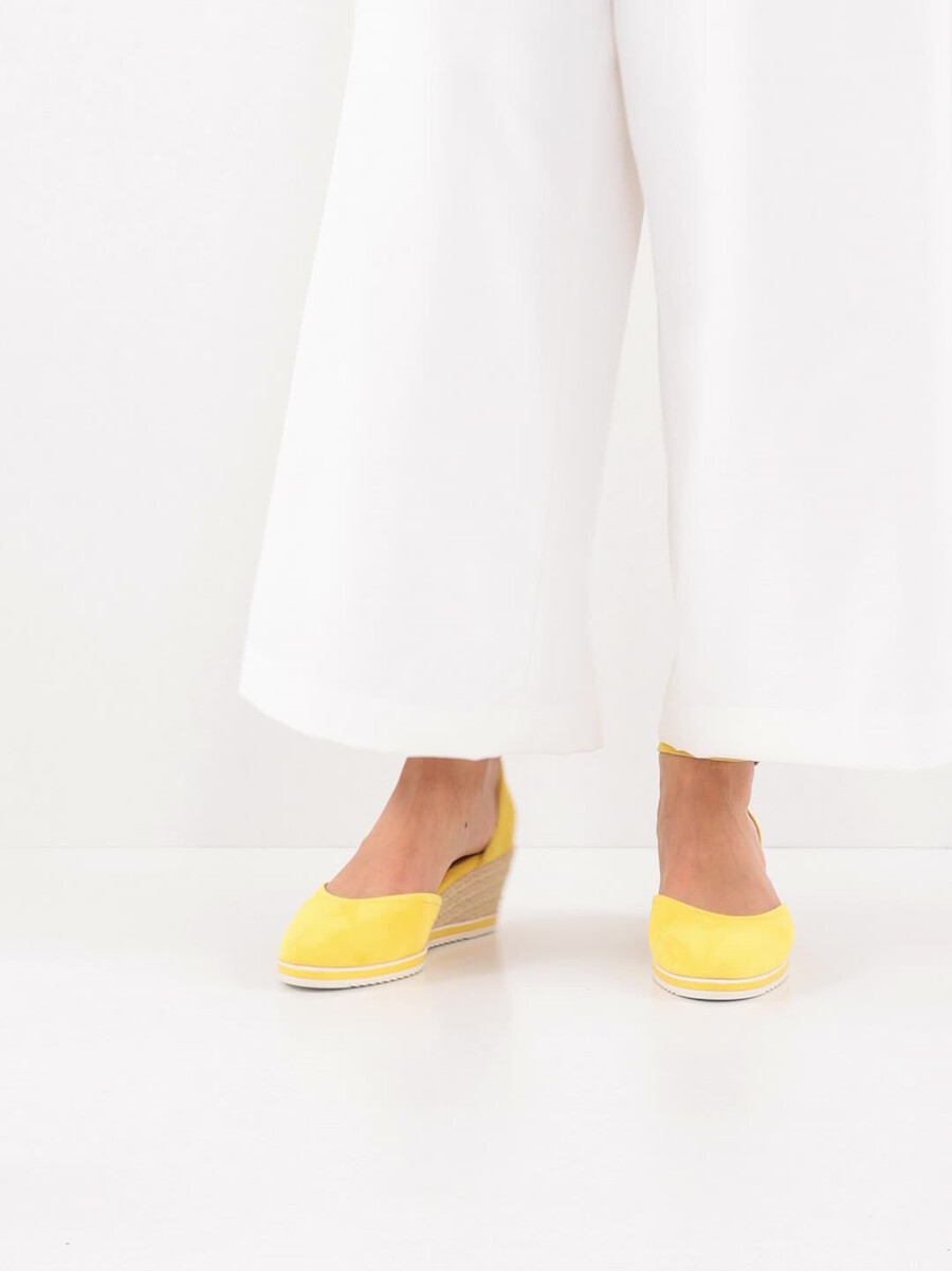 wedge en cuir pompes - jaune 1-22309-42-600 acheter tamaris pompes en ligne